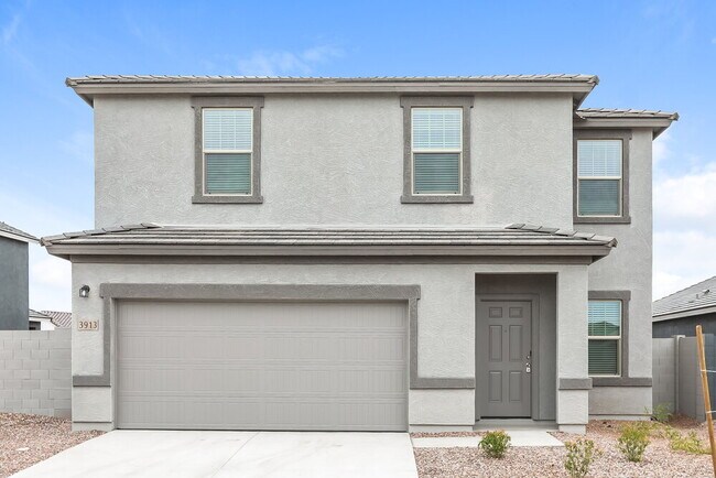 property at 3913 E Ter Ct