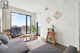 20 Daly Ave in Ottawa, ON - Building Photo