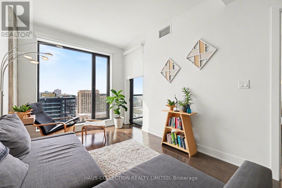 20 Daly Ave in Ottawa, ON - Building Photo