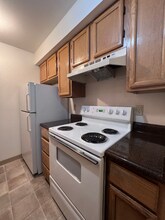 10522 Lake City Way NE in Seattle, WA - Building Photo - Building Photo