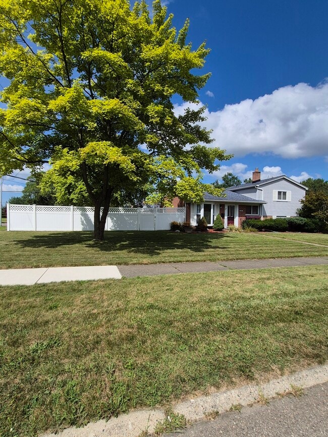 property at 33011 Lynx St
