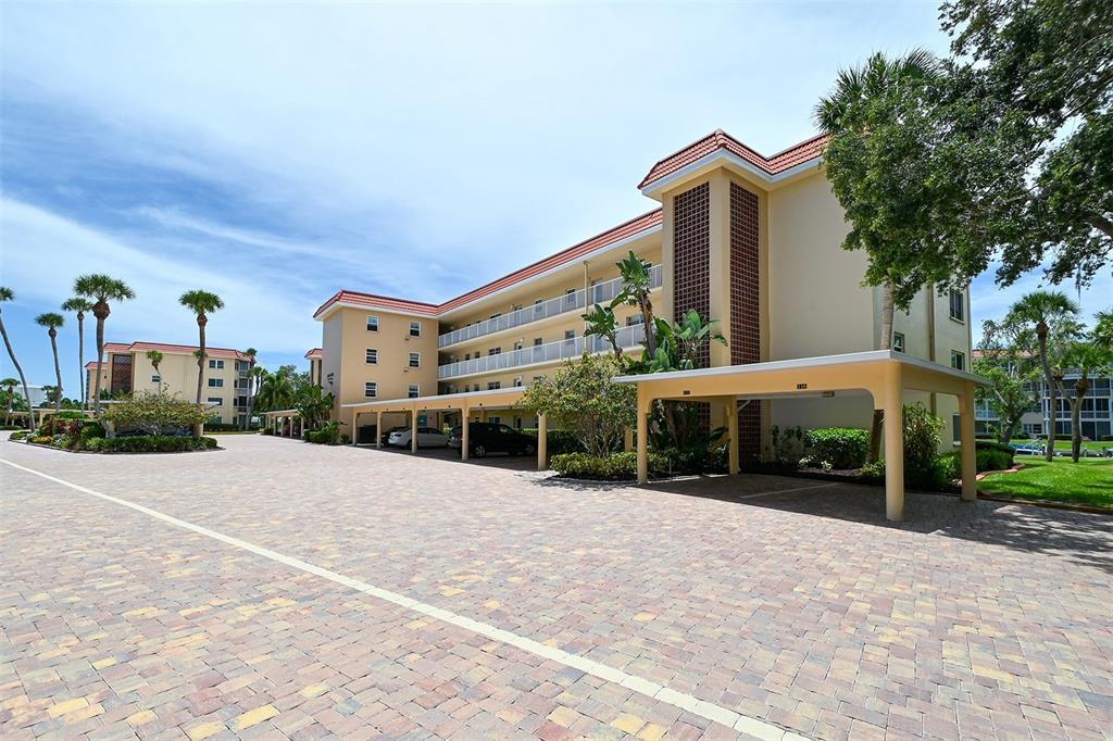 1257 S Portofino Dr in Sarasota, FL - Building Photo