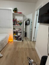 12641 Jerome Ln, Unit Victotia in Garden Grove, CA - Building Photo - Building Photo