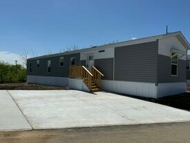 119 Ponderosa Wy in Sanger, TX - Building Photo