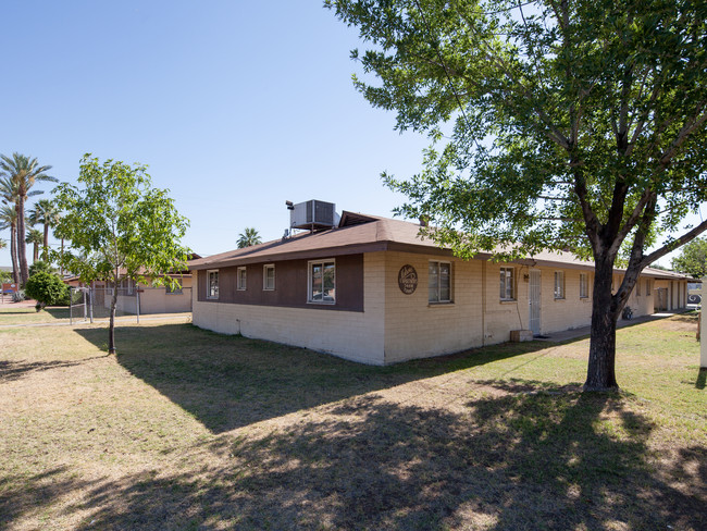 746 W Turney Ave in Phoenix, AZ - Building Photo - Building Photo