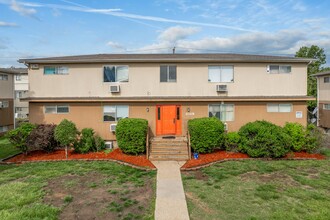 Bluestem Apartments in Emporia, KS - Building Photo - Building Photo