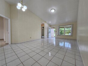1202 Regal Ridge Dr in Orlando, FL - Building Photo - Building Photo