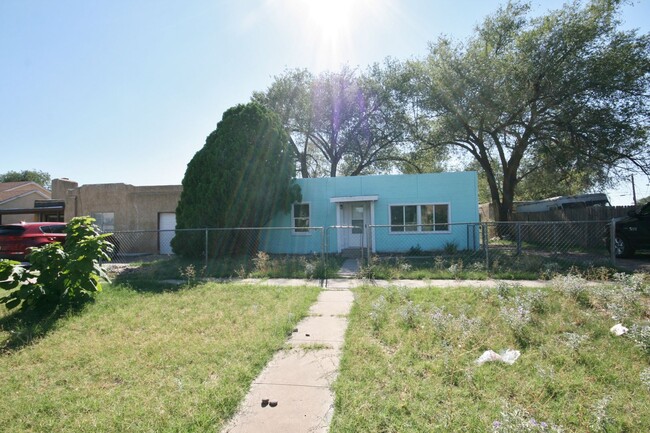 1008 N Thornton St in Clovis, NM - Building Photo - Building Photo