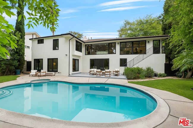 property at 11346 Thurston Pl