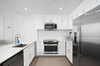 770 Jackson St in Hoboken, NJ - Building Photo - Building Photo