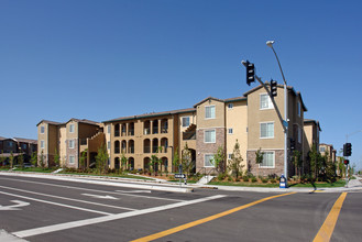 Willow Glen Natomas Apartments in Sacramento, CA - Building Photo - Building Photo