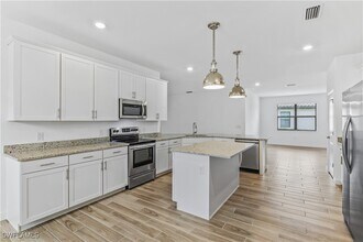 1817 Lema Ct in Naples, FL - Building Photo - Building Photo