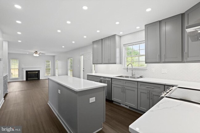 property at 4001 Mossy Bank Ln
