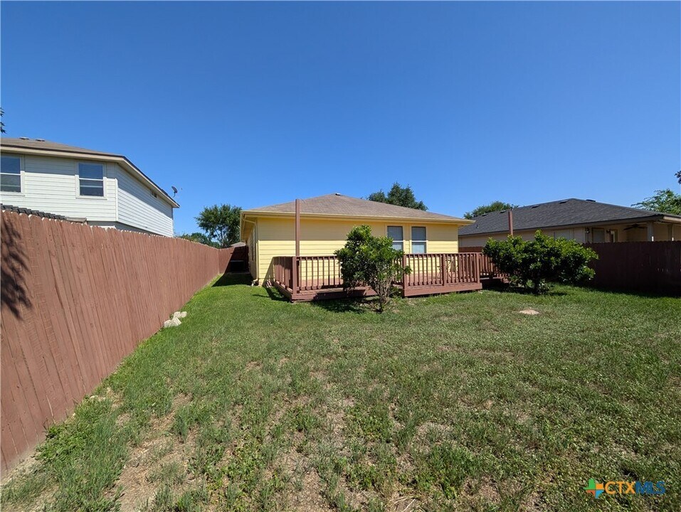 369 Starling Creek in New Braunfels, TX - Building Photo