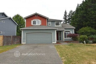 13311 163rd St Ct E in Puyallup, WA - Building Photo