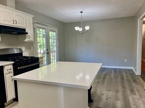 301 Stargate Rd in Holly Springs, NC - Building Photo - Building Photo