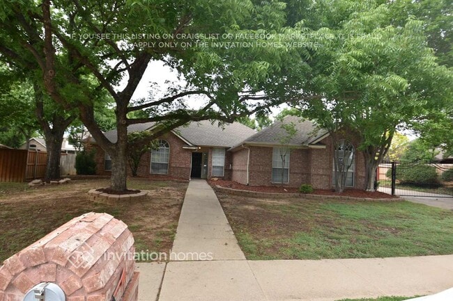 property at 1501 Hunter Ct