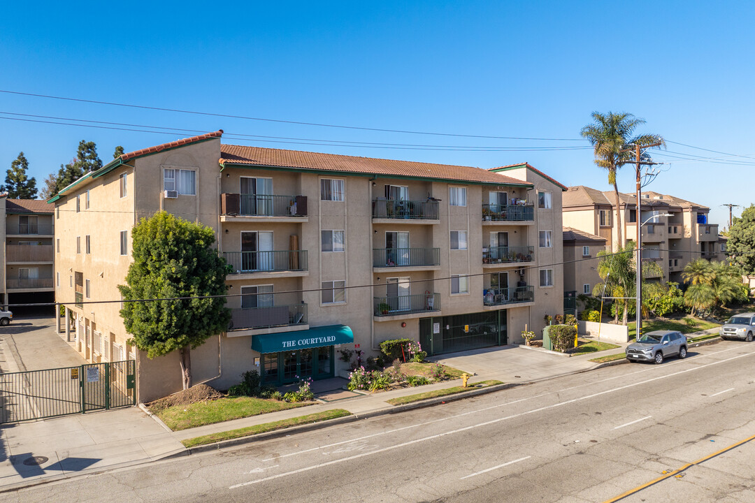 21415 S Vermont Ave in Torrance, CA - Building Photo