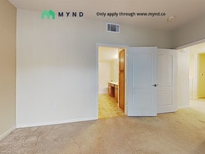 9050 Double R Blvd-Unit -Apt 1511 in Reno, NV - Building Photo - Building Photo