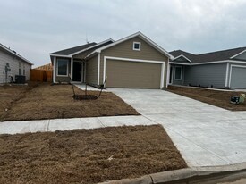 1004 Mountain Laurel Rd in Princeton, TX - Building Photo