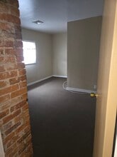 150 Forest Ave, Unit Upper in Buffalo, NY - Foto de edificio - Building Photo