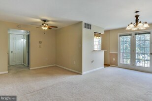 9485 Fairfax Blvd in Fairfax, VA - Building Photo