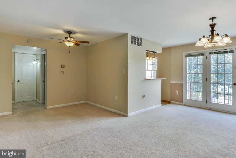 9485 Fairfax Blvd in Fairfax, VA - Building Photo