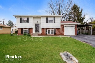 418 Andrea Dr in Beech Grove, IN - Building Photo