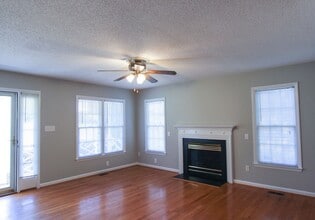 432 Johnson St in Garner, NC - Building Photo - Building Photo