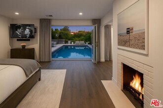 602 Whittier Dr in Beverly Hills, CA - Foto de edificio - Building Photo