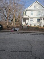 606-608 W 9th St in Davenport, IA - Building Photo