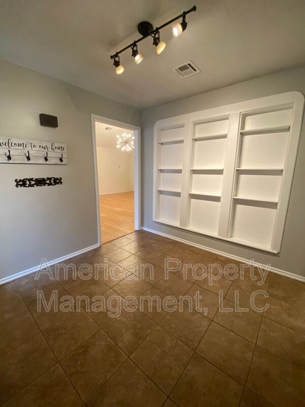 1729 Melrose Dr in Bartlesville, OK - Building Photo - Building Photo