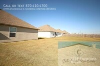 3718 Churchill Dr in Jonesboro, AR - Foto de edificio - Building Photo