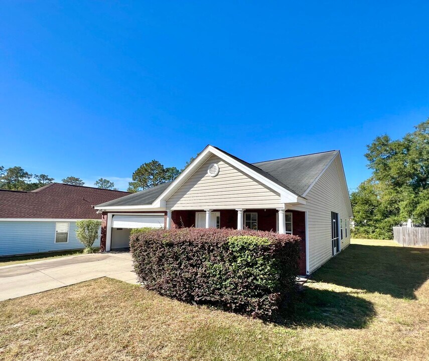 4556 Deslin Dr in Tallahassee, FL - Building Photo