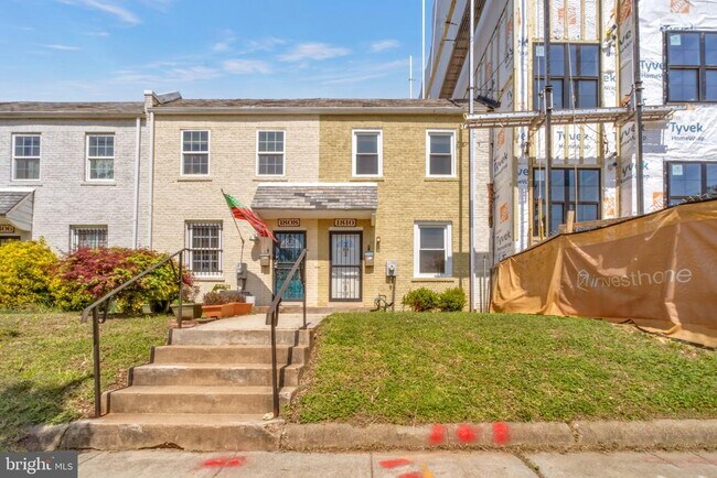 property at 1810 H St NE