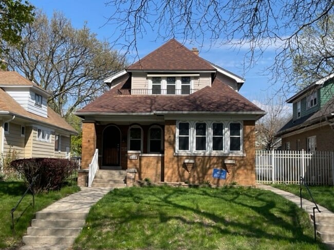 property at 3130 N 45th St