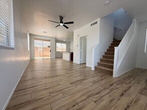 5223 W Raymond St in Phoenix, AZ - Building Photo - Building Photo