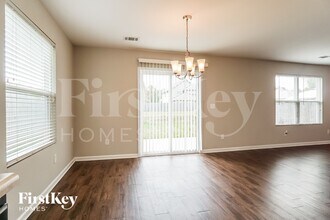 4778 Woodford Cir in Bessemer, AL - Foto de edificio - Building Photo