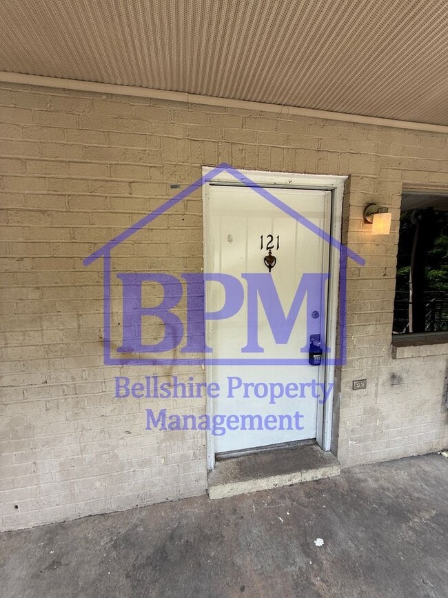property at 550 Harding Pl