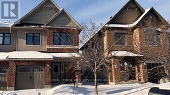29 Fallengale Cres in Ottawa, ON - Building Photo