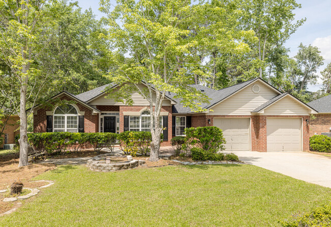 property at 245 Farmington Dr