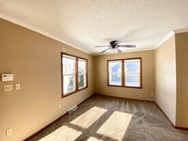 3330 52nd St in Des Moines, IA - Building Photo