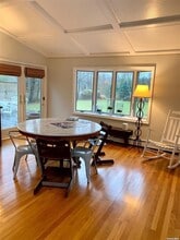 6 Lynn Ct in Hampton Bays, NY - Building Photo - Building Photo