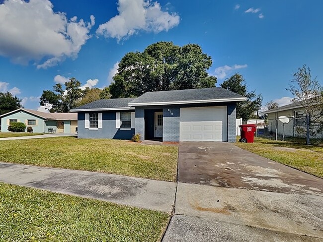 property at 610 Charter Ct