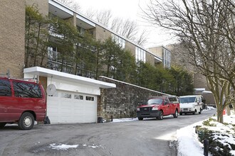 5100 5th Ave in Pittsburgh, PA - Building Photo - Building Photo