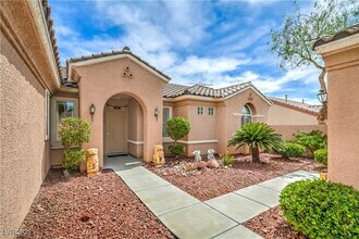 3055 Canal Walk Rd in Henderson, NV - Building Photo - Building Photo