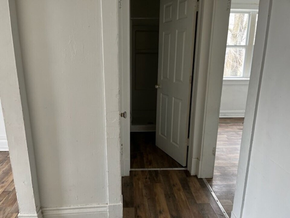 318 Wasaon St, Unit 320 Wasaon in Toledo, OH - Building Photo