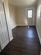 103A S Main St in West Bend, WI - Building Photo - Building Photo