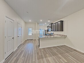 7917 Cactus Plum Dr in San Antonio, TX - Building Photo - Building Photo