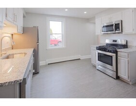 259 Calvary St in Waltham, MA - Building Photo - Building Photo